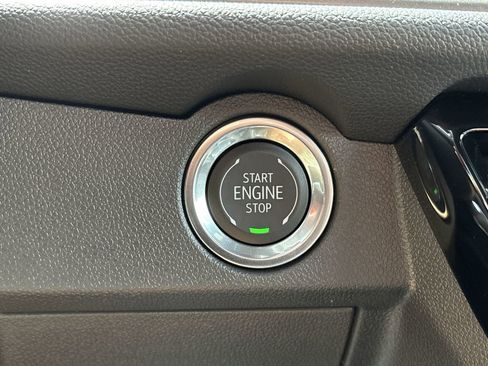 New 2026 Chevrolet Traverse LT image 18