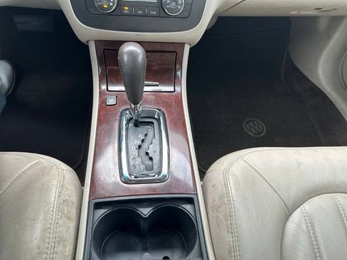 Used 2009 Buick Lucerne CXL w/ Driver Confidence Package FWD image 38