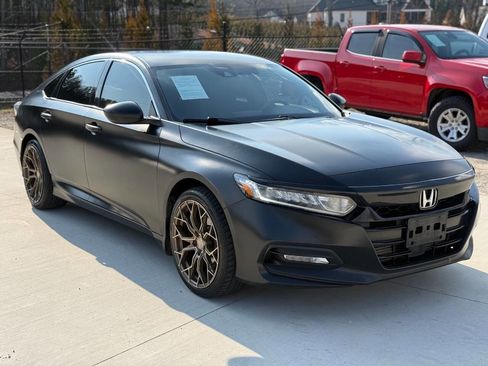 Used 2020 Honda Accord Sport image 1