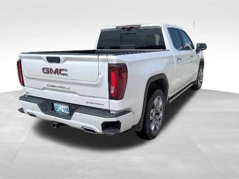 Used 2023 GMC Sierra 1500 Denali AWD/4WD image 3