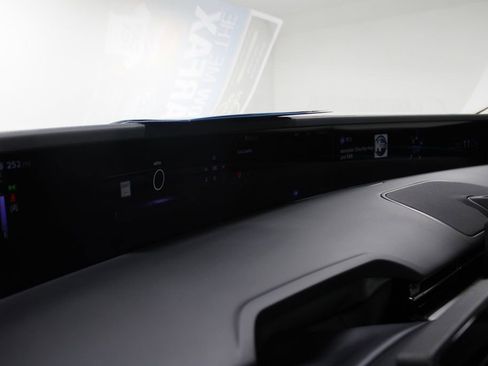 Used 2024 Lincoln Nautilus Reserve image 43