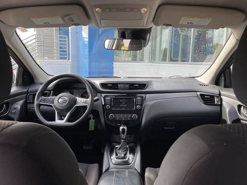 Used 2020 Nissan Rogue Sport S FWD image 19