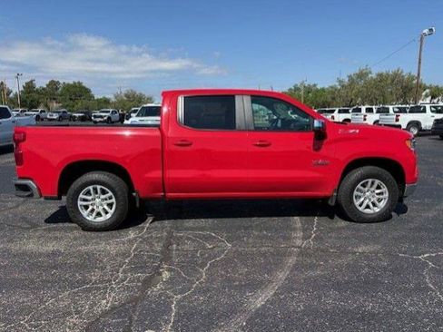 Used 2025 Chevrolet Silverado 1500 LT AWD/4WD image 7