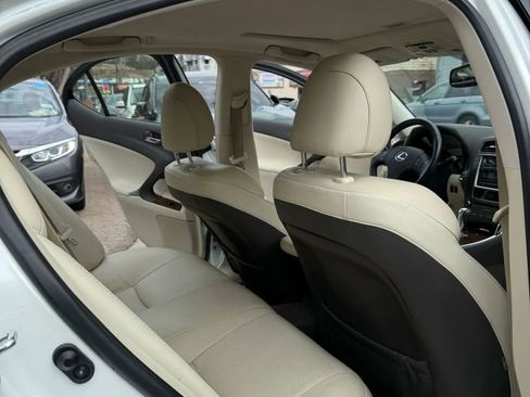 Used 2010 Lexus IS 250 AWD image 8
