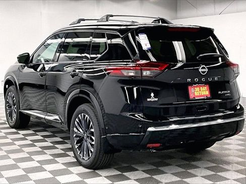 New 2026 Nissan Rogue Platinum w/ Platinum Premium Package image 3