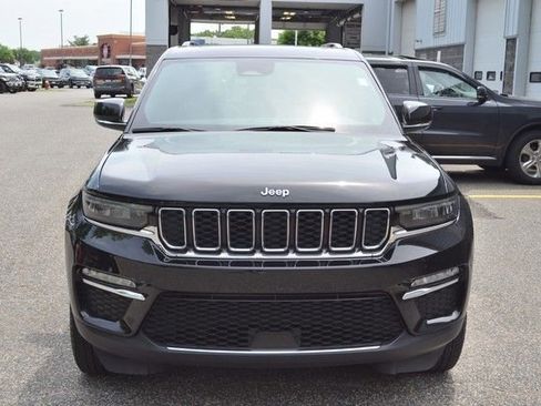 Used 2024 Jeep Grand Cherokee Limited 4xe AWD/4WD image 3