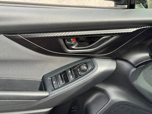 Used 2019 Subaru Crosstrek 2.0i Premium w/ Eyesight System image 16