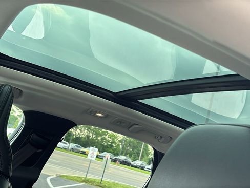 Used 2023 Volvo XC60 B5 Core w/ Climate Package AWD/4WD image 10