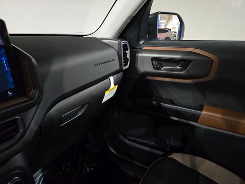 New 2025 Ford Bronco Sport Outer Banks w/ Outer Banks Tech Package+ AWD/4WD image 29