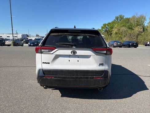 Used 2025 Toyota RAV4 XSE w/ Premium Package AWD/4WD image 4