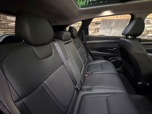 Used 2023 Hyundai Tucson Limited image 35
