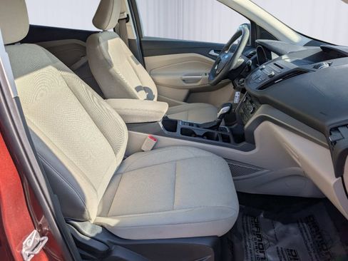 Used 2018 Ford Escape SE image 9