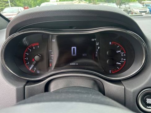 Used 2019 Dodge Durango R/T w/ Technology Group AWD/4WD image 16