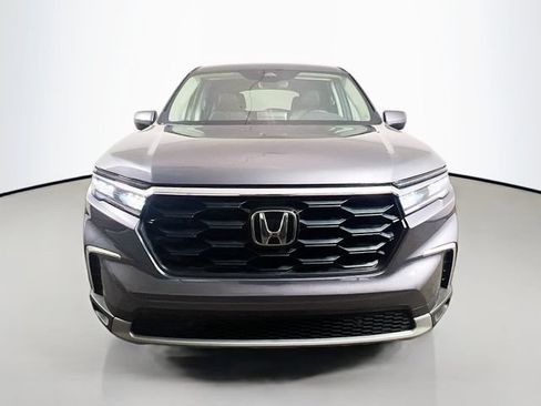 Used 2025 Honda Pilot EX-L image 2
