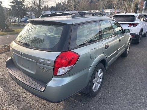 Used 2009 Subaru Outback 2.5i image 3