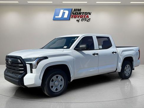 New 2026 Toyota Tundra SR image 1