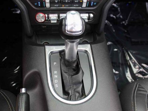 Used 2020 Ford Mustang Premium RWD image 29