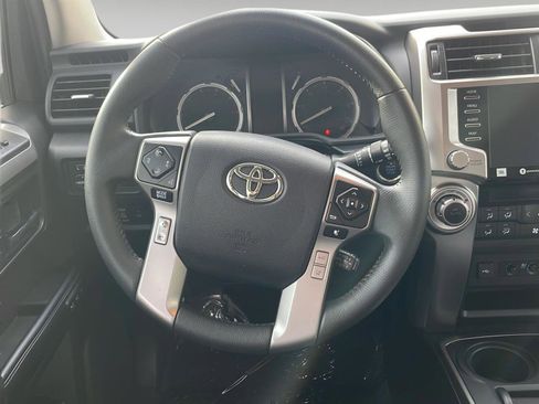 Used 2022 Toyota 4Runner Limited image 19