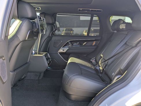New 2026 Land Rover Range Rover Long Wheelbase Autobiography image 17