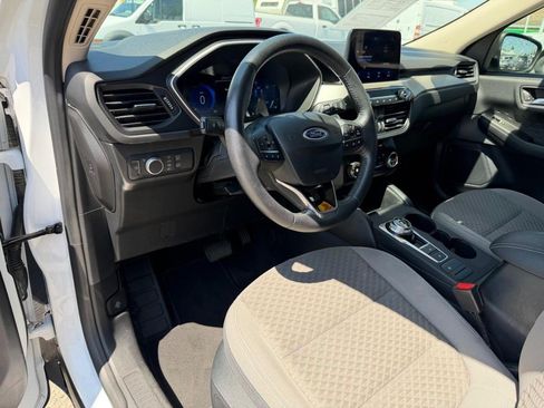 Used 2020 Ford Escape SE Sport FWD image 16
