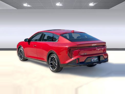 Used 2025 Kia K4 GT-Line w/ GT-Line Sunroof Package image 3