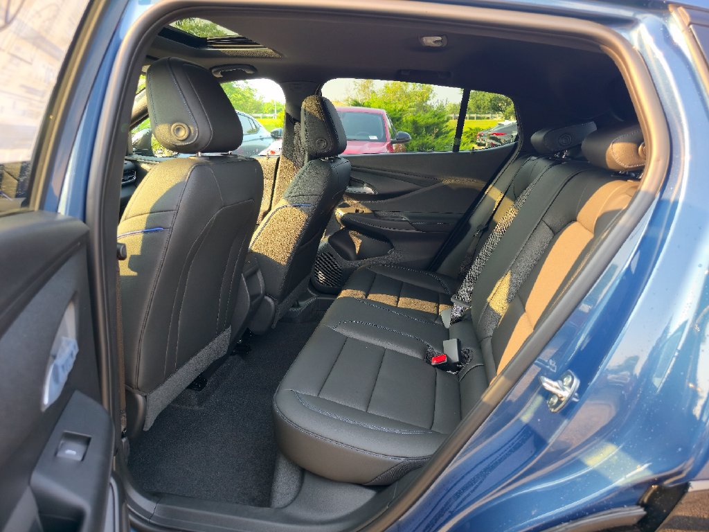 New 2026 Buick Envista Sport Touring w/ Convenience I Package FWD image 23