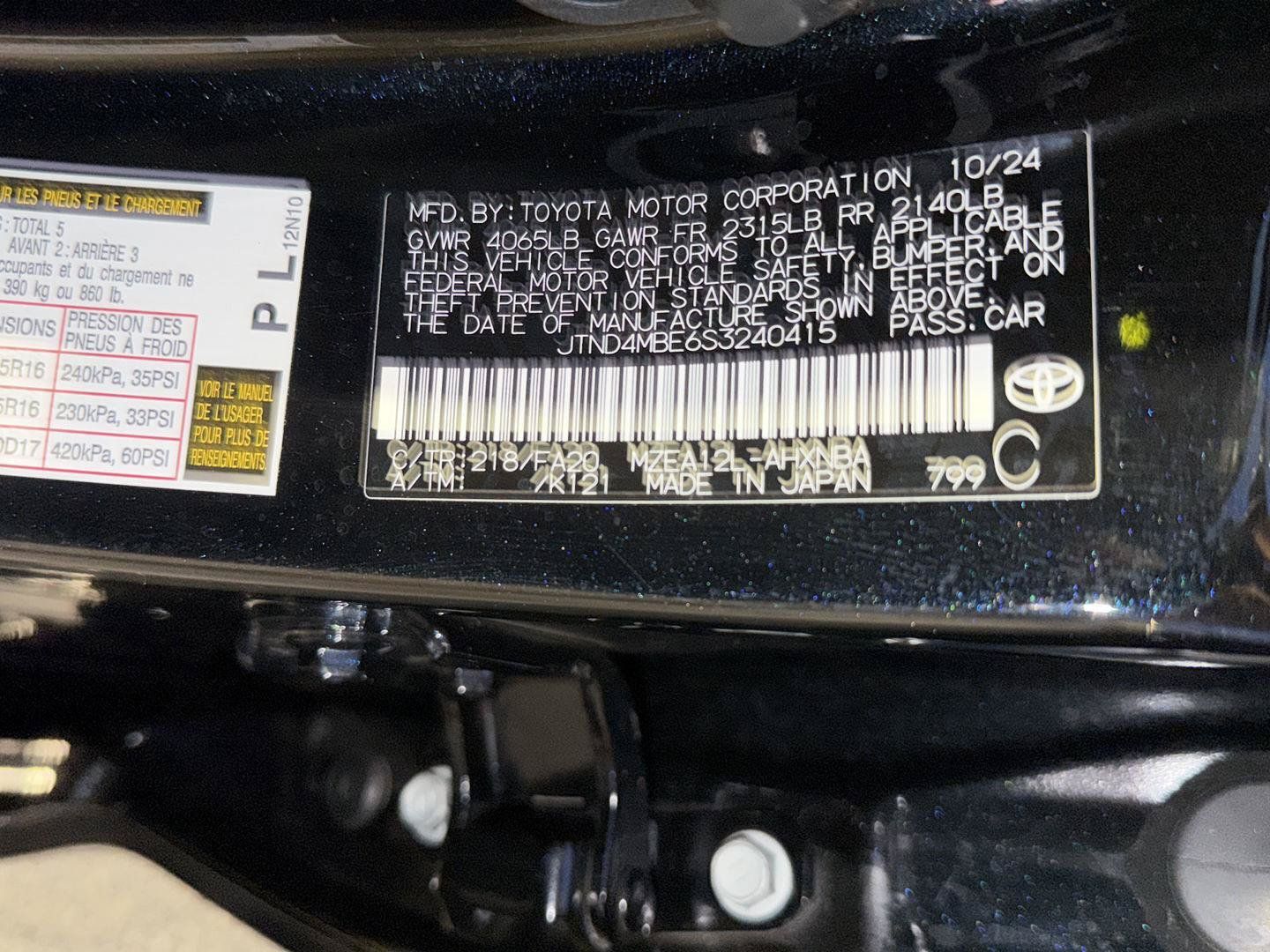 Certified 2025 Toyota Corolla SE w/ SE Package FWD image 40