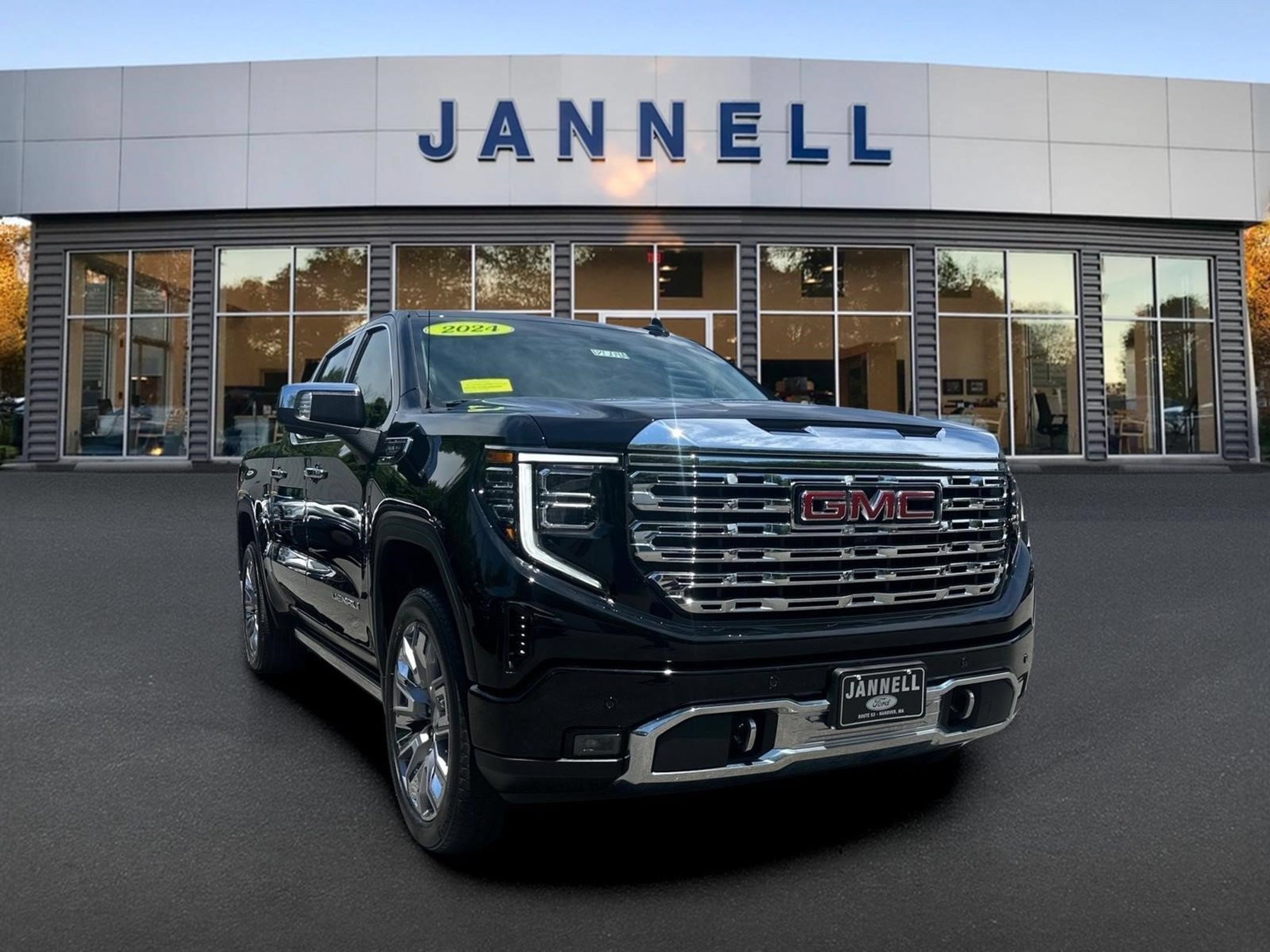 Used 2024 GMC Sierra 1500 Denali w/ Denali Reserve Package AWD/4WD image 67