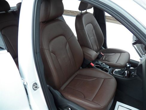 Used 2018 Audi Q3 2.0T Premium Plus w/ Premium Plus Package image 13