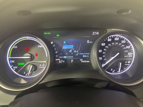 Used 2021 Toyota Camry XSE image 18