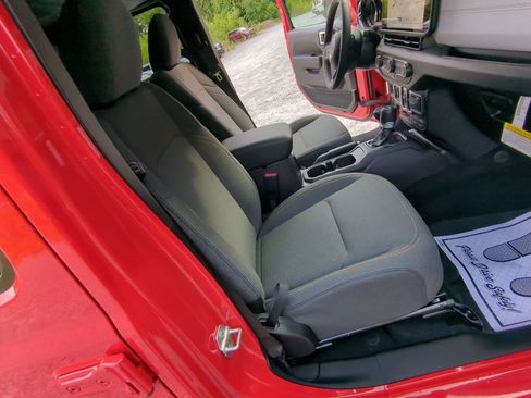 New 2025 Jeep Wrangler Willys image 25