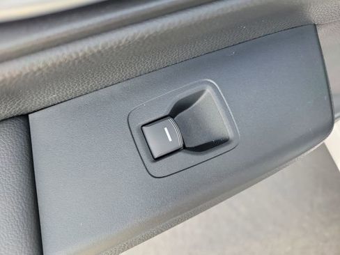 Certified 2025 Honda CR-V EX image 15