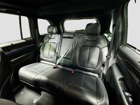 Used 2023 Jeep Grand Cherokee Overland w/ Advanced Protech Group III image 14