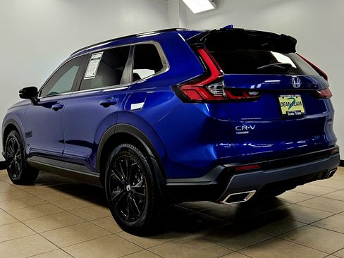 Used 2024 Honda CR-V Sport Touring image 5