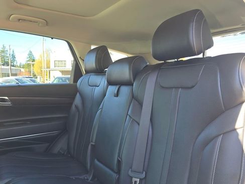 Used 2021 Genesis GV80 3.5T image 17