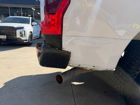 Used 2017 Ford F250 XL w/ Power Equipment Group image 15