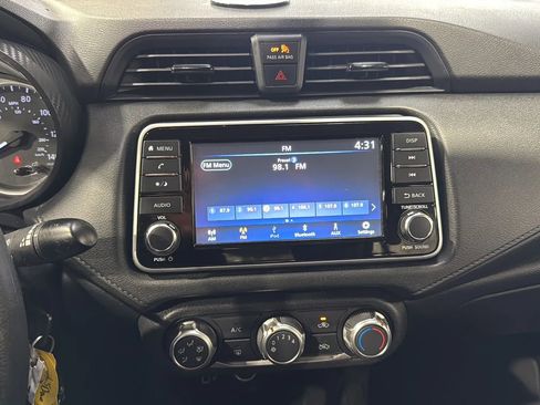 Used 2023 Nissan Versa S FWD image 16