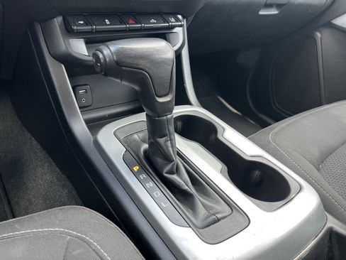 Used 2018 Chevrolet Colorado LT w/ LT Convenience Package image 10