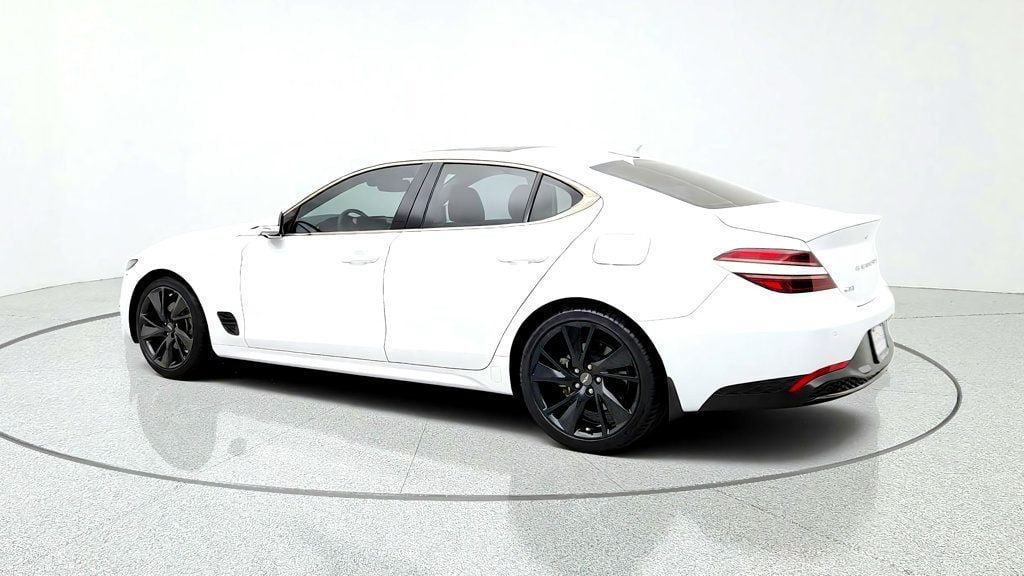 Used 2023 Genesis G70 2.0T w/ Sport Prestige Package RWD image 7