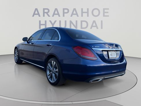 Used 2020 Mercedes-Benz C 300 4MATIC Sedan image 3