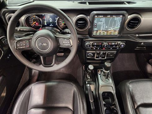 Used 2023 Jeep Gladiator Sport image 48