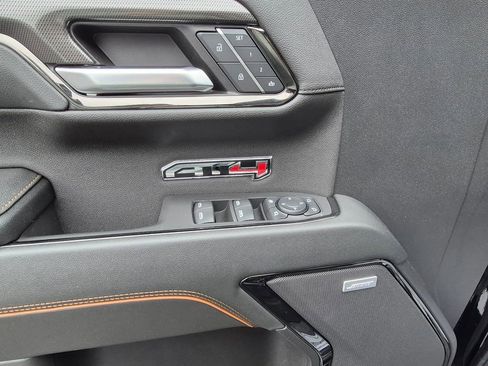 Used 2024 GMC Sierra 1500 AT4 w/ AT4 Premium Package image 12