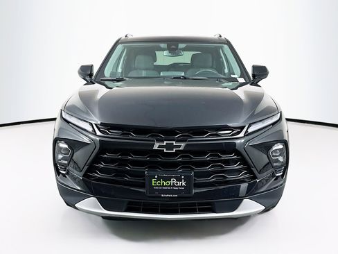 Used 2024 Chevrolet Blazer LT w/ Convenience Package AWD/4WD image 2