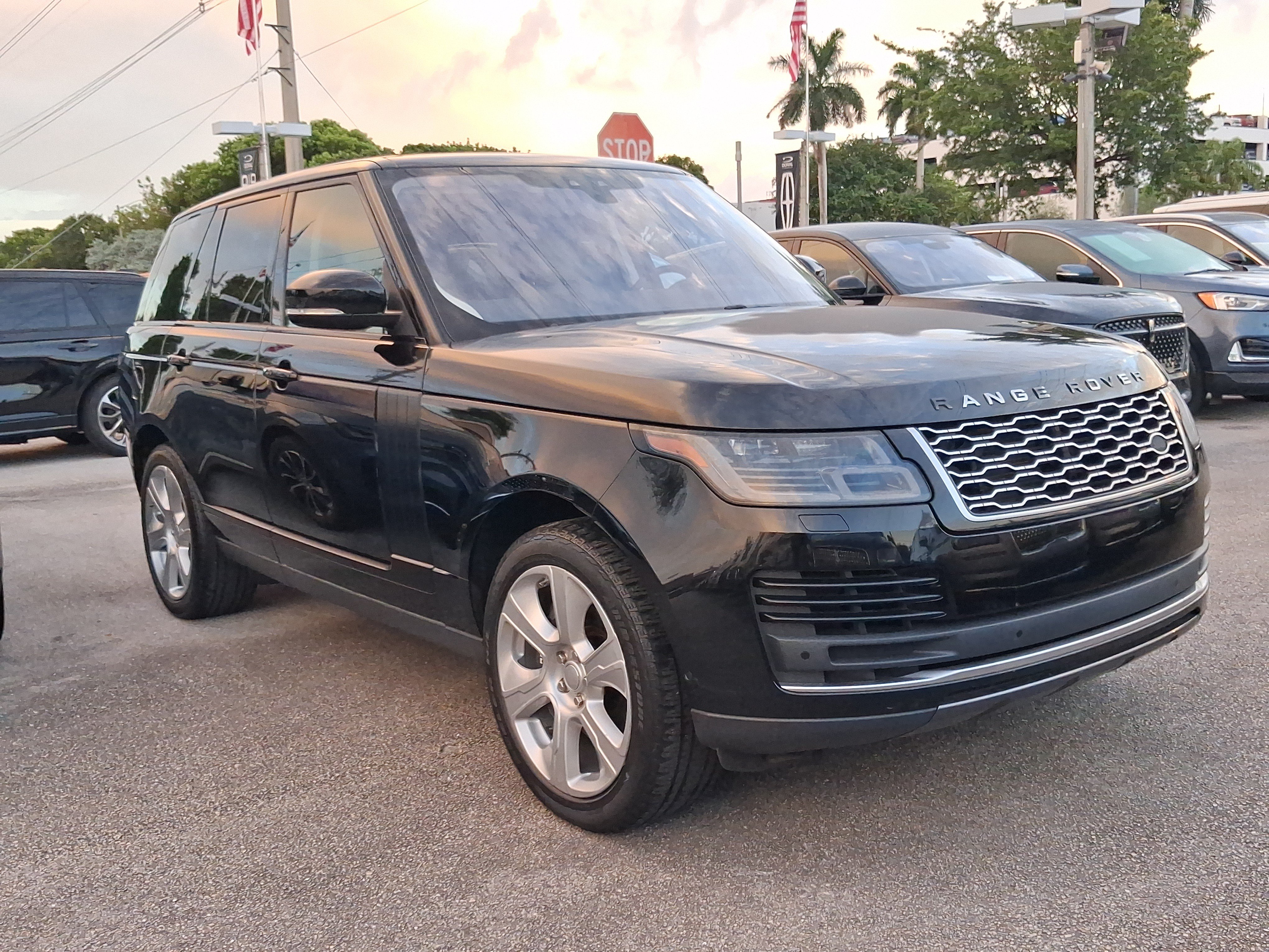 Used 2018 Land Rover Range Rover Supercharged AWD/4WD image 21