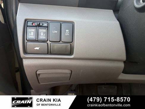 Used 2014 Honda Odyssey EX-L image 12