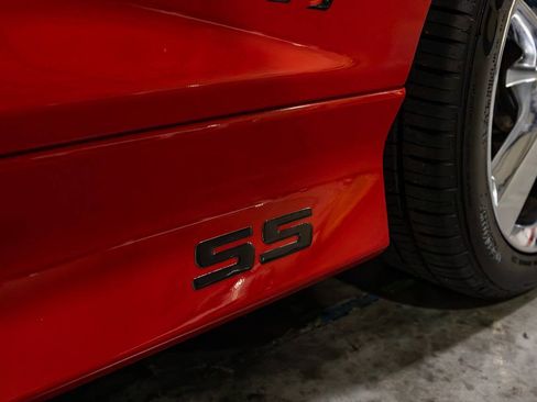 Used 2010 Chevrolet Camaro SS w/ RS Package RWD image 24