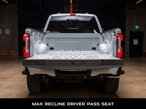 Used 2026 Ford F250 Platinum image 9