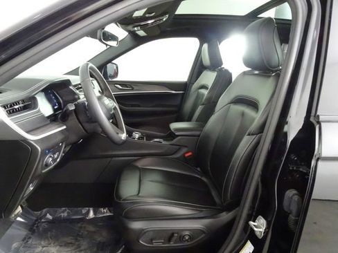 Used 2024 Jeep Grand Cherokee Limited 4xe AWD/4WD image 13