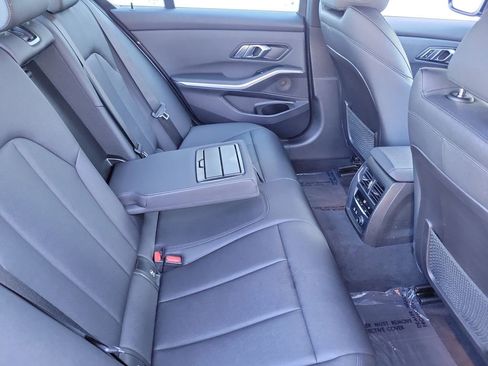 Used 2020 BMW 330i xDrive Sedan w/ Premium Package image 21