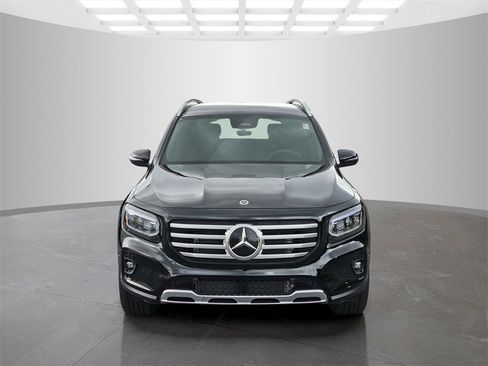 Used 2025 Mercedes-Benz GLB 250 image 2